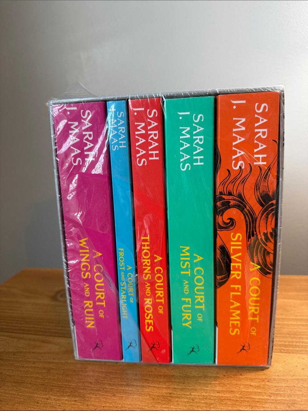 A Court of Thorns and Roses - Paperback Box Set